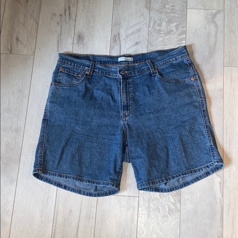 Levi 550 Relaxed Denim Shorts